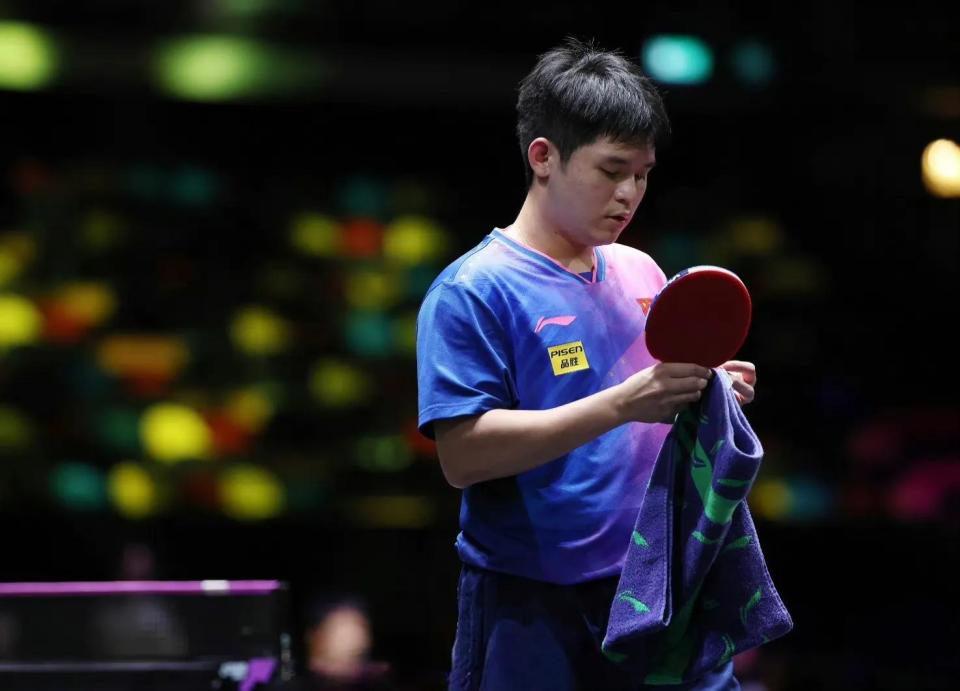 共同作用的 共同作用的