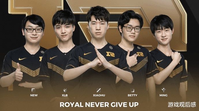 扮演核心指 扮演核心指